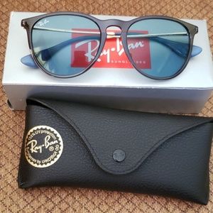Brand new Ray Ban sunglasses